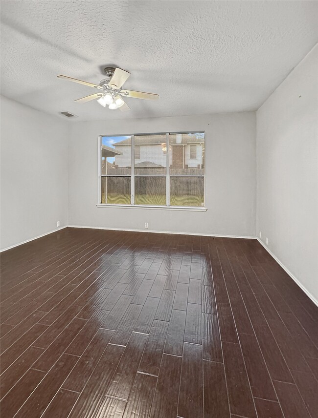 Photo - 18707 Woodbreeze Dr