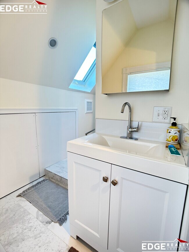 Photo - 12 Hopedale St Unit 1