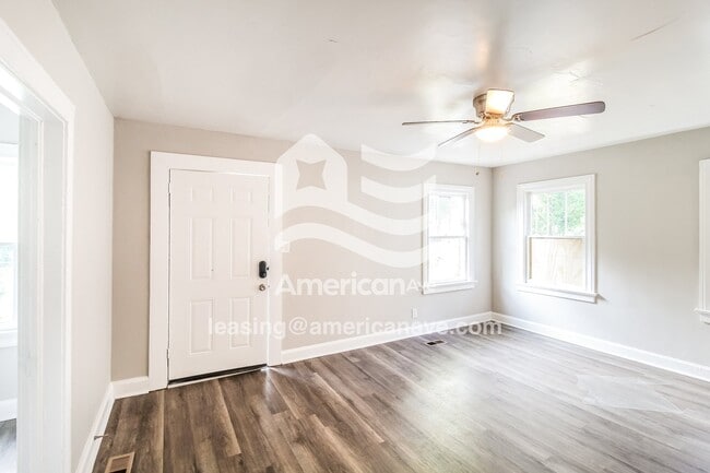 Photo - 1605 11th Ave