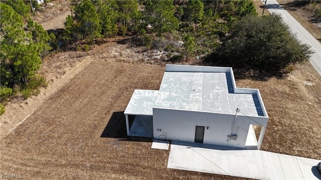 Photo - 1135 Randletree St E