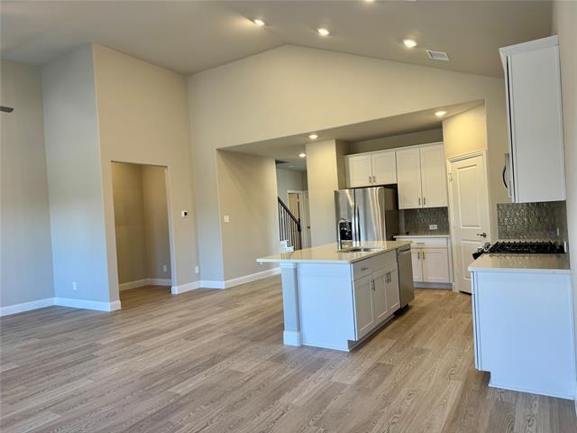 Photo - 685 Briar Dr