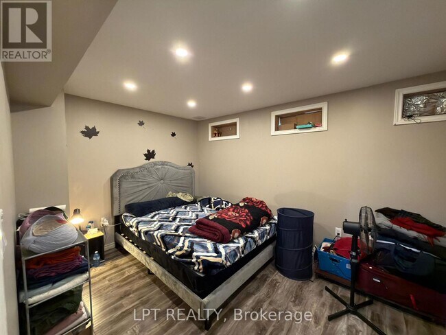 Photo - 31 Denali Cres