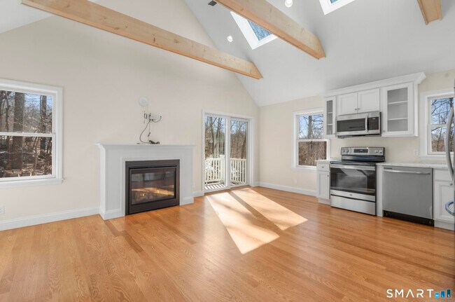 Photo - 18 Madeline Dr