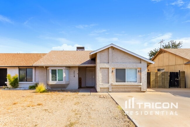 Building Photo - 3018 W Blackhawk Dr Rental