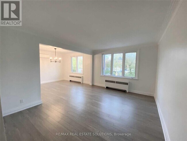 Photo - 5 Warwick Ave Unité 2