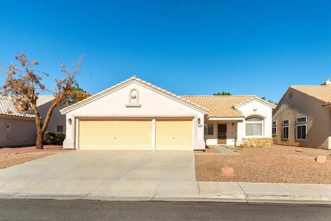 Photo - 3760 Yorba Linda Dr House