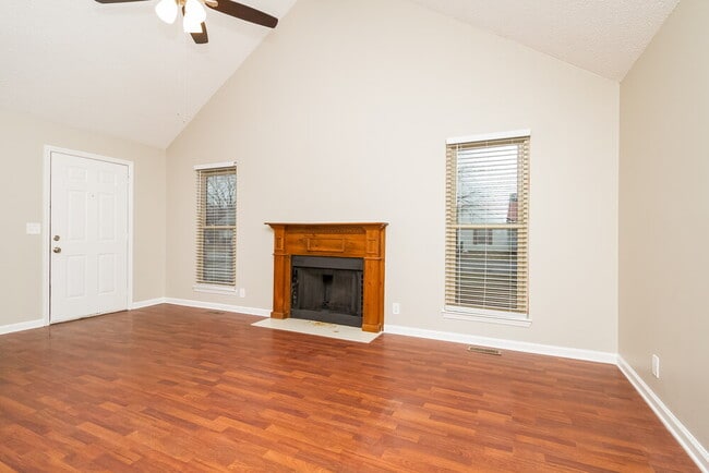 1119 Falling Tree Ct