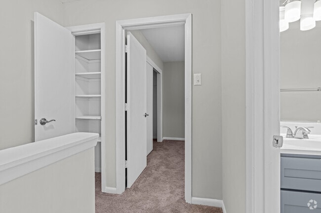 2BR Townhome