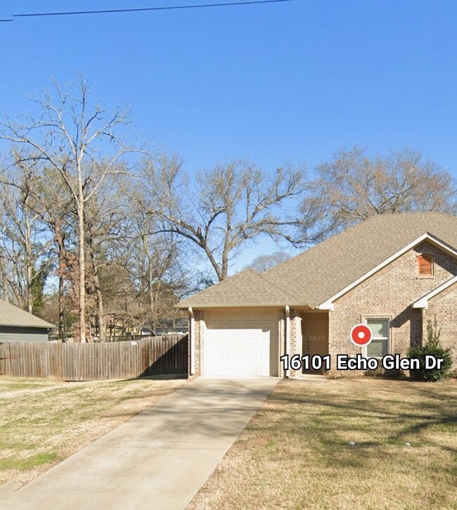 Building Photo - 16101 Echo Glen Dr Rental