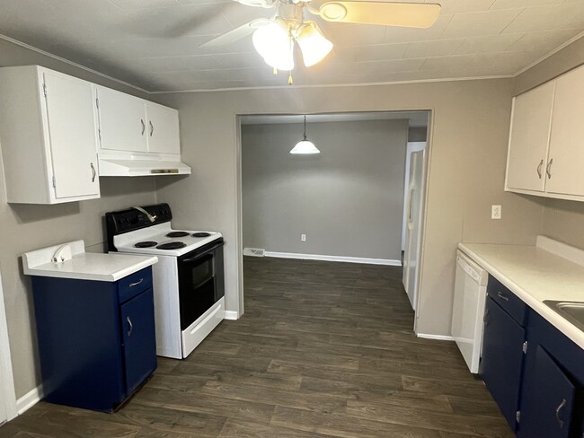 Photo - 1729 Windemere Dr