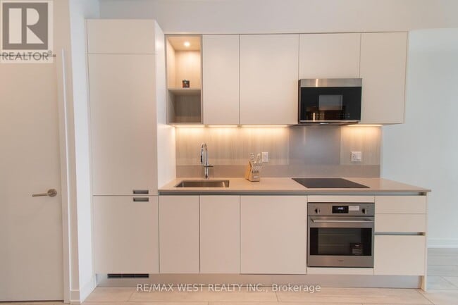 Photo - 39 Mary St Unit 1210