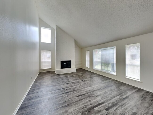 Photo - 17019 Artwood Ln