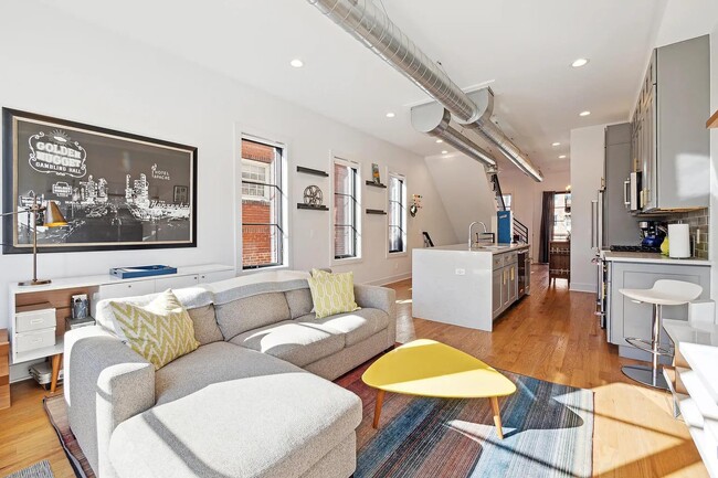 Photo - 262 Mack Ave