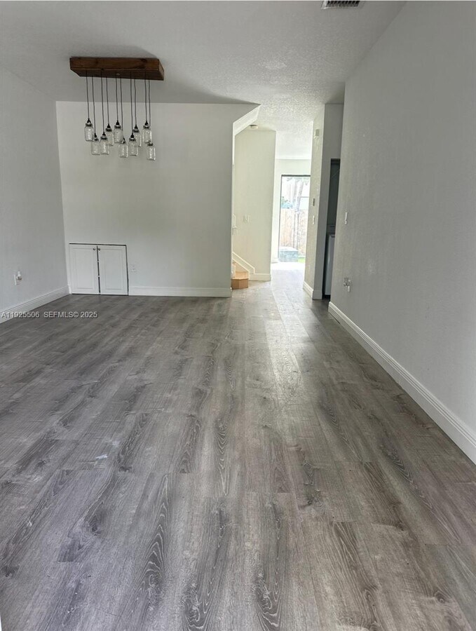 Photo - 11370 SW 236th St