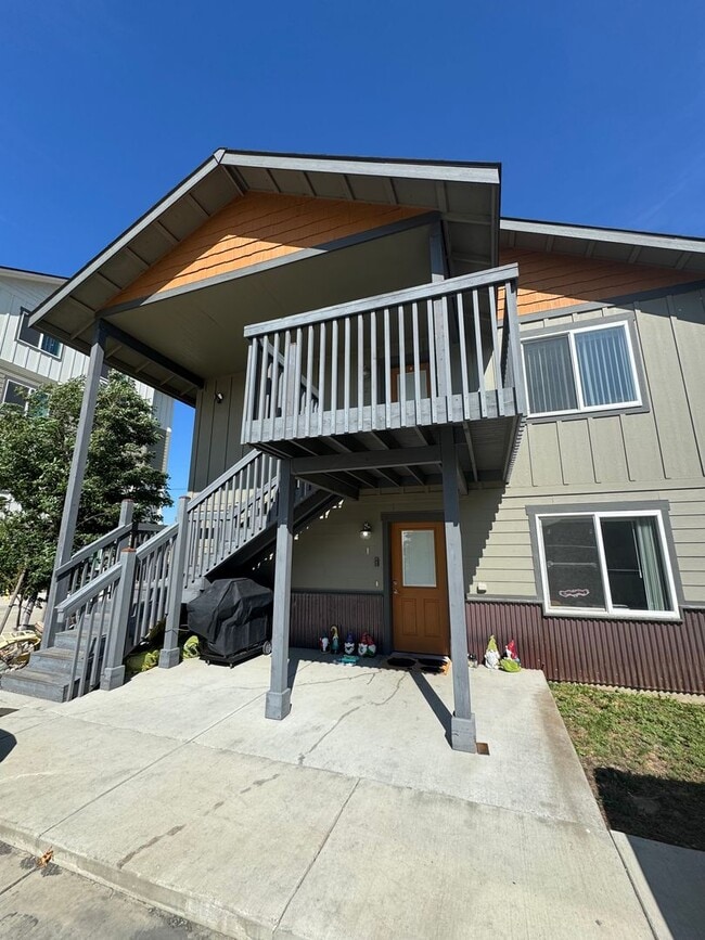 Building Photo - Cambridge Place I - 2241 Unit #2 Rental
