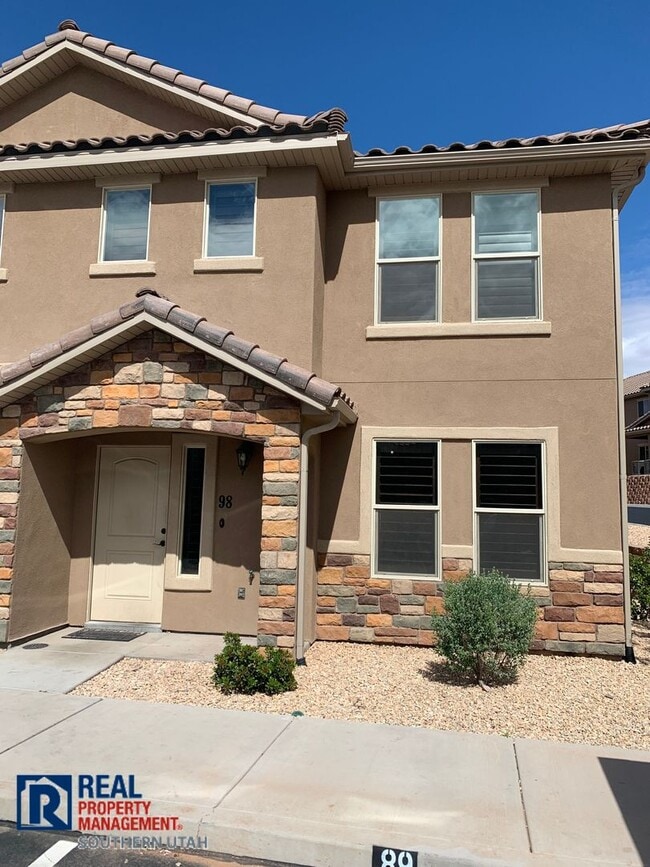 Building Photo - Cottages at Fossil Hills
