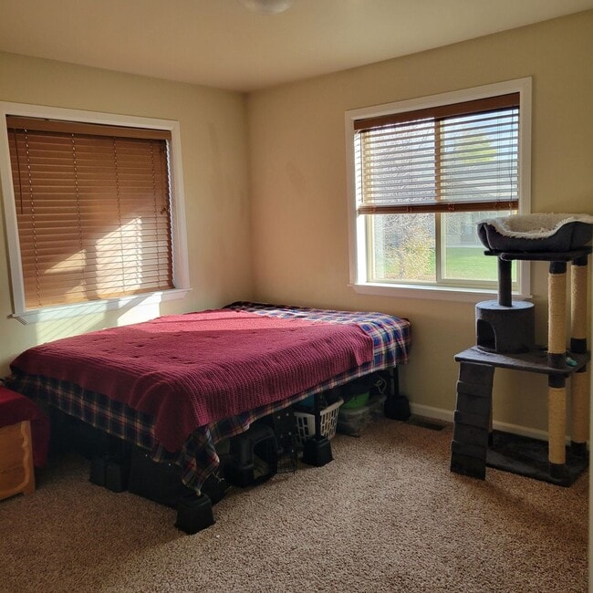 Photo - 3 Bed 2 1/2 Bath in Bozeman