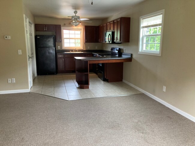 Photo - 830 Deerfield Ln