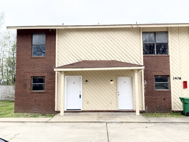 Building Photo - 1408 Christy Dr Unit C