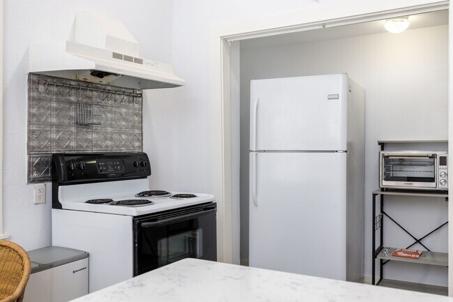 Photo - 110 E Craig Pl Unit 3