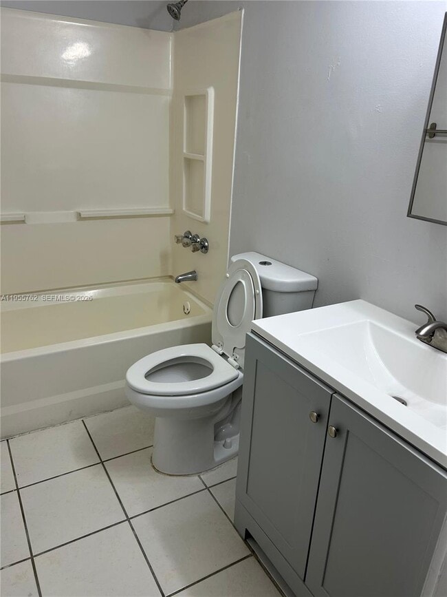 Photo - 14930 SW 82nd Terrace Unit 16-304