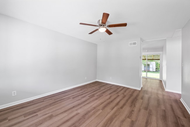 Photo - 1208 Gadd Rd