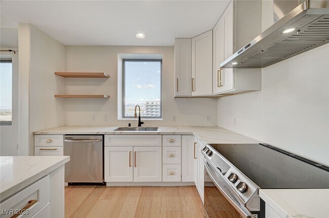 Building Photo - 8255 S Las Vegas Blvd Unit 813