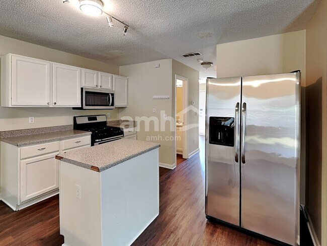 Photo - 380 Cascade Rise Ct SW