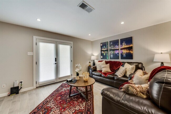 Photo - 3 Bedroom 2 Bathroom 2 Car Garage Duplex i...