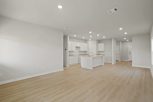 Photo - 17824 Lionheart Rd