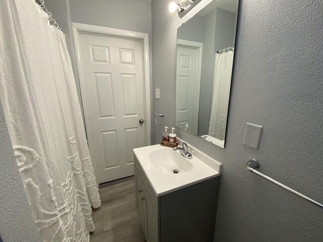 424 S 6th St Unit 1