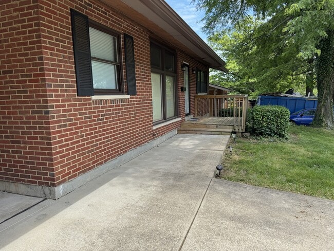 Photo - 716 Cranford Dr