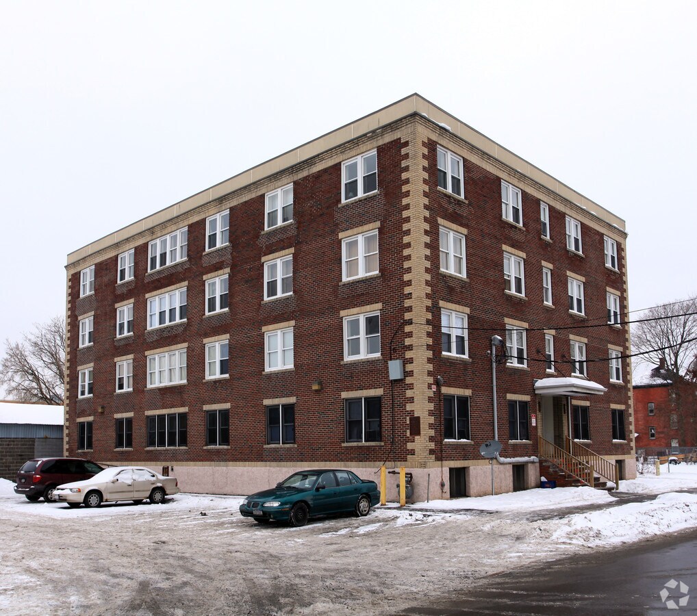 103 E Kennedy St - 103 E Kennedy St Apartments