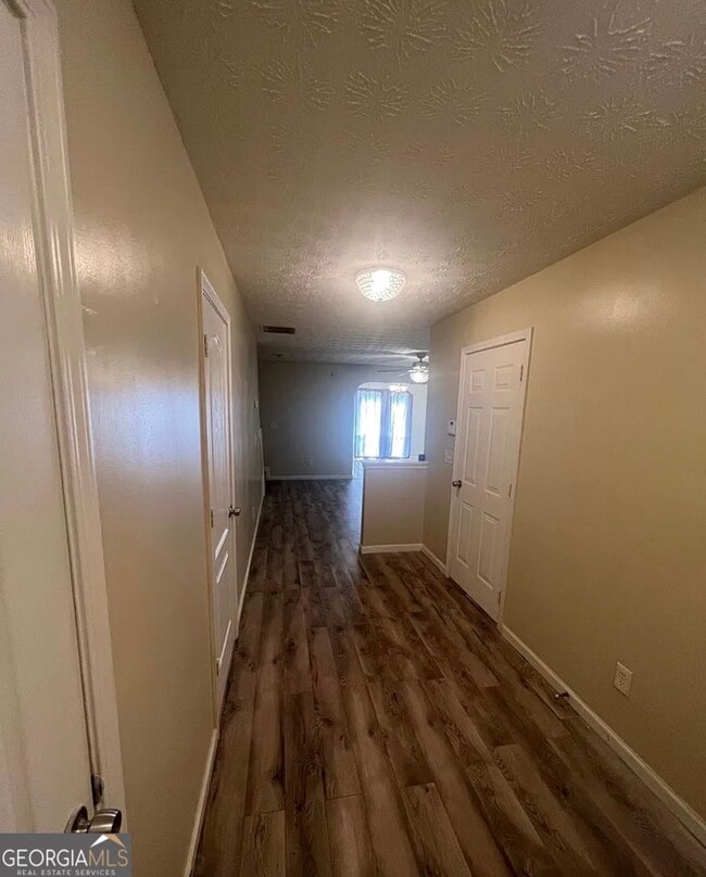 Photo - 703 Georgetown Ct