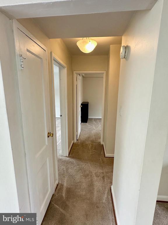 Photo - 10413 Montrose Ave Unidad M-201