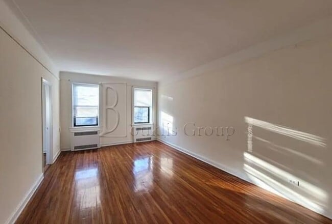 Photo - 1 bedroom in BAYSIDE NY 11361 Unidad 310