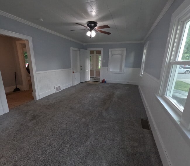 Photo - 738 S 28th St