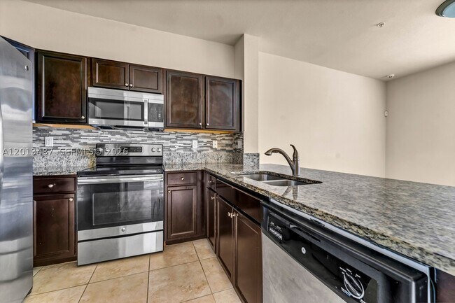 134 SE 28th Ter Unit 20