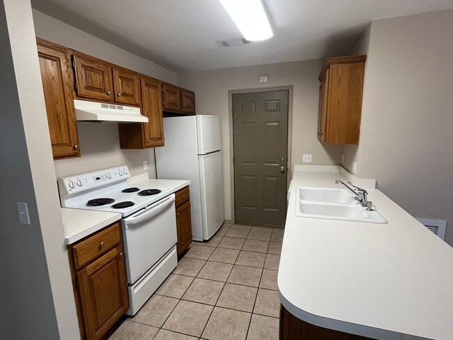 Photo - 1102 S Ithaca Ave