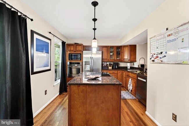 Photo - 14230 Oxford Dr