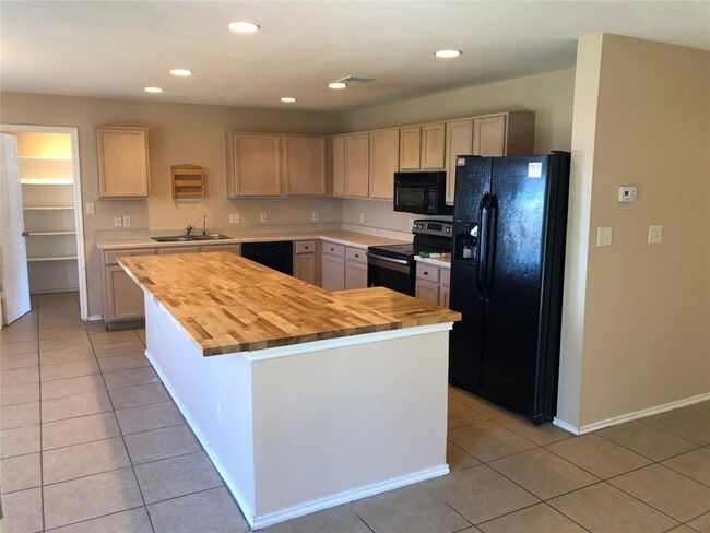 Building Photo - 4406 Cisco Valley Dr