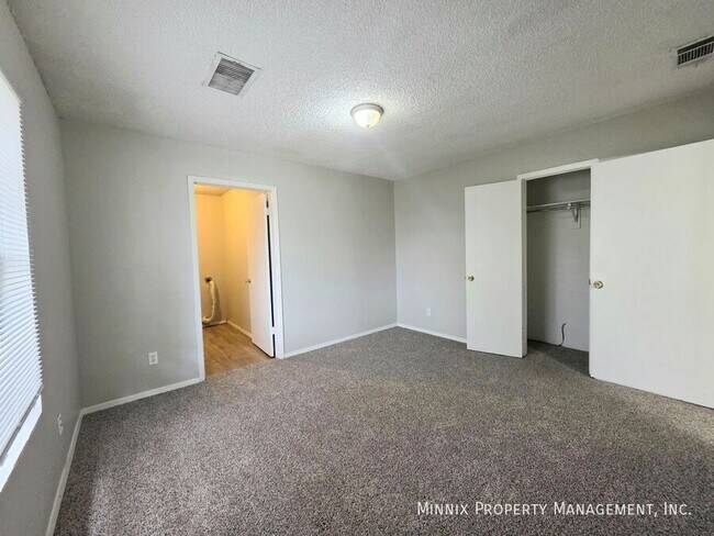 Photo - 3007 W Louisiana Ave Unit 09