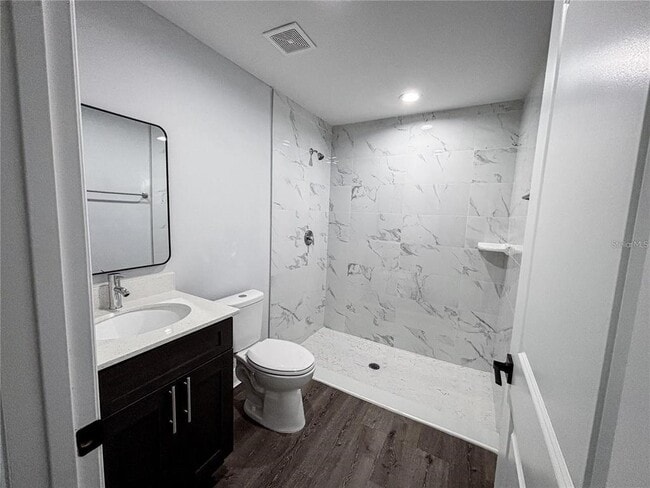 Photo - 134 Juniper Way