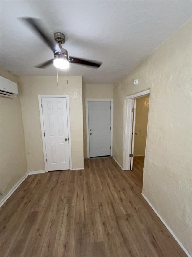 Photo - 1308 NW Williams Ave