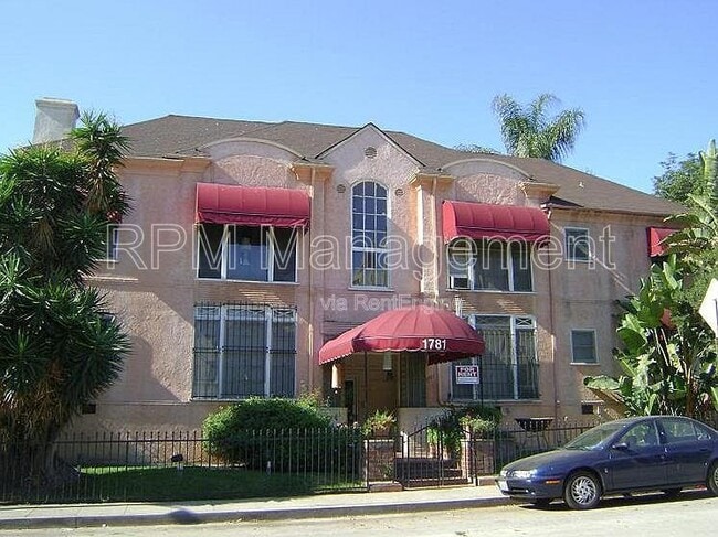 Building Photo - 1781 N Orchid Ave Unit 201