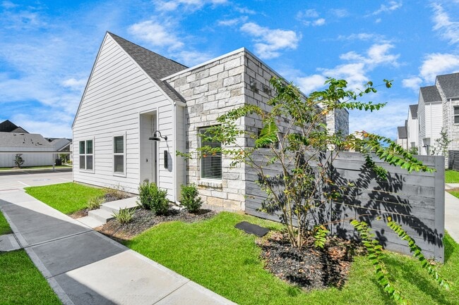Building Photo - 23823 Cumberland Ridge Dr Rental