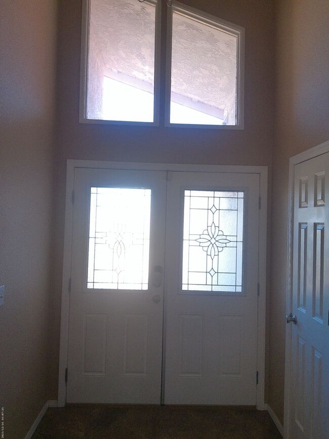 Photo - Pool Home 3 bedroom 2 bathroom Long term