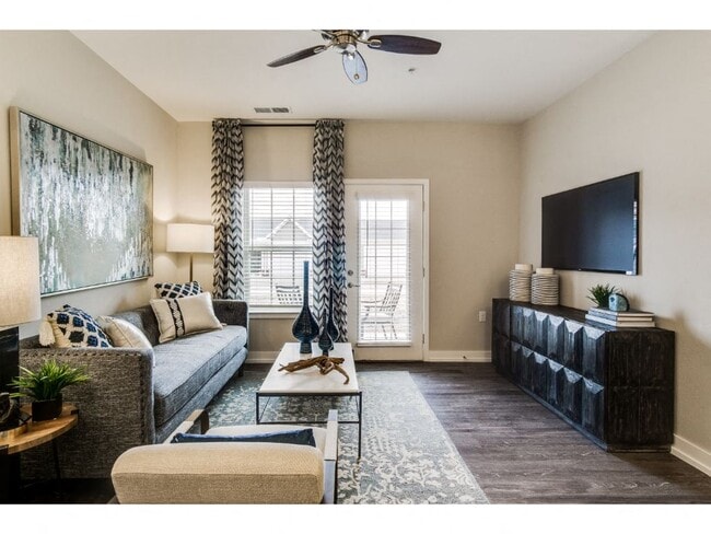 Cedar Living Room - Montgomery Place Apartments