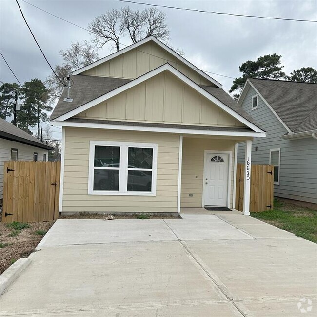 Building Photo - 16625 E Lynbrook Rental