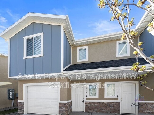 Photo - 7431 W Laxey St